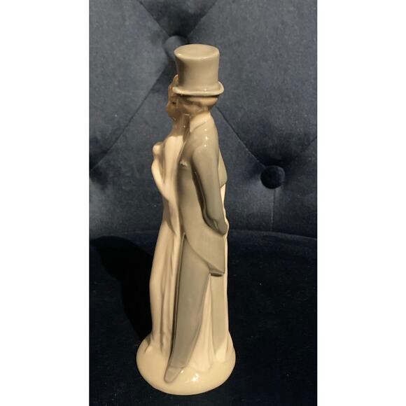 Nao Lladro 6" Bride & Groom Porcelain Figurine. Excellent.  No Box - Picture 2 of 8